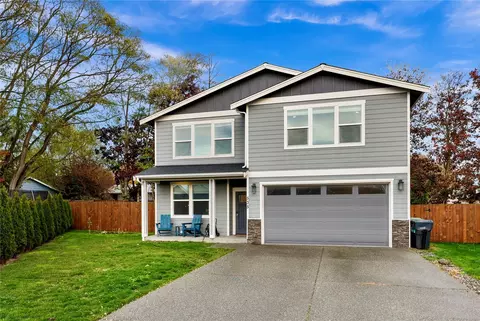 535 SE 3rd Ct, Oak Harbor, WA 98277