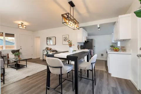 Dining - 1918 Baker Ave #B, Everett, WA 98201 photo 3 of 3