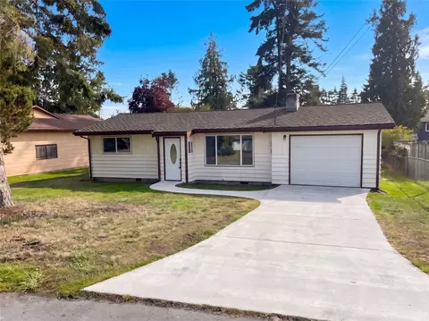 1284 Admirals Dr, Coupeville, WA 98239