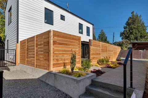 5404 20th Ave S, Seattle, WA 98108