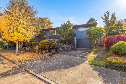 10311 61st Ave S, Seattle, WA 98178