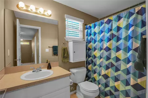 Bath - 19615 SE 30th Way, Camas, WA 98607 photo 3 of 3