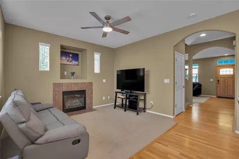 Living - 19615 SE 30th Way, Camas, WA 98607 photo 2 of 3