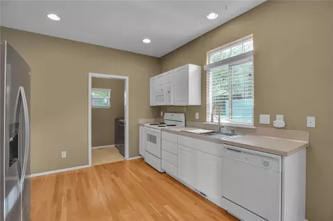 Kitchen - 19615 SE 30th Way, Camas, WA 98607 photo 1 of 3