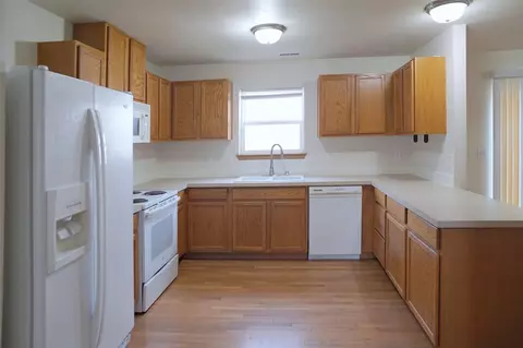 Kitchen - 1429 203rd St E, Spanaway, WA 98387 photo 1 of 2