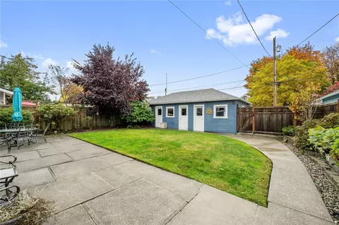 Exterior - 2306 Pine St, Everett, WA 98201 photo 6 of 13