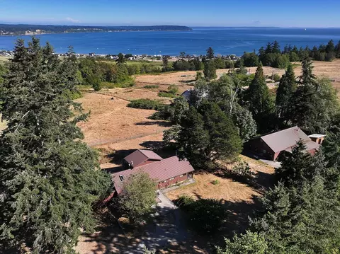 6065 Mcmaster Rd, Freeland, WA 98249