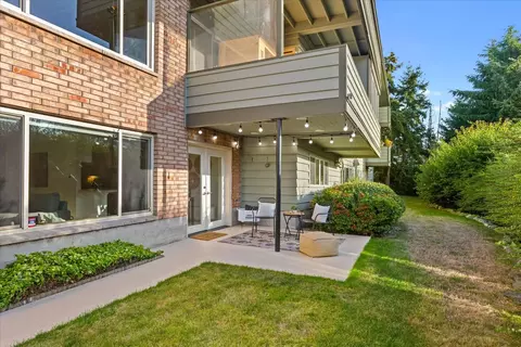 220 Alder St #1, Edmonds, WA 98020