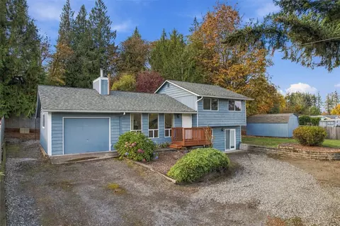 9708 Fruitland Ave E, Puyallup, WA 98373