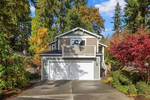 2204 NE 135th St, Seattle, WA 98125