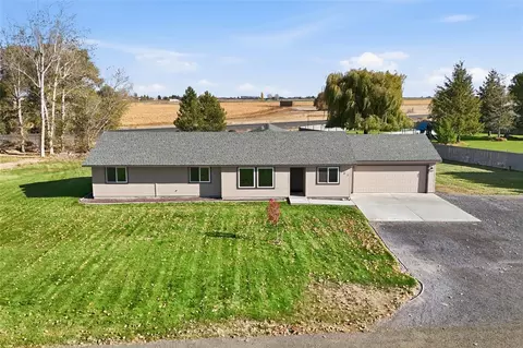 231 Lynn Rd NE, Moses Lake, WA 98837