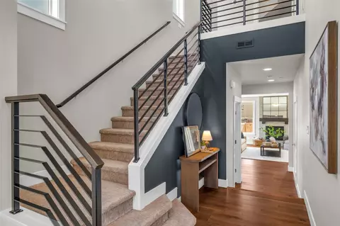 Entry Way - 22323 9th Dr SE #23-S, Bothell, WA 98021 photo 3 of 4