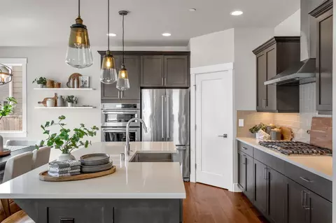 Kitchen - 22323 9th Dr SE #23-S, Bothell, WA 98021 photo 4 of 5