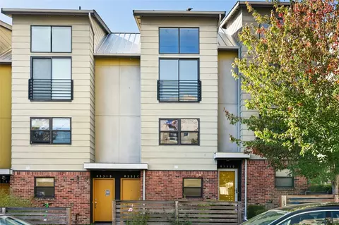 4331 9th Ave NE #C, Seattle, WA 98105