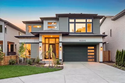 10205 125th Ave NE, Kirkland, WA 98033