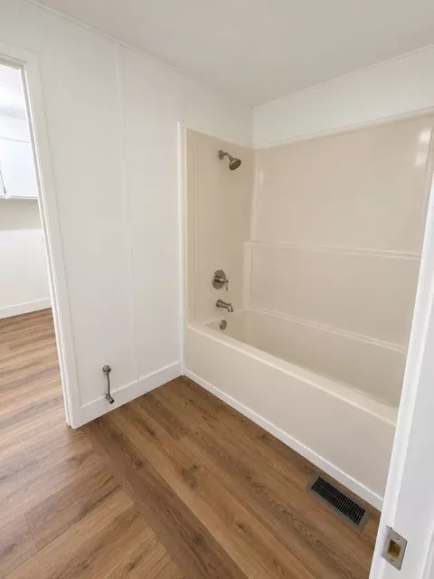 826 Tipsoo Loop S, Rainier, WA 98576 photo 28
