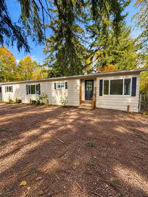 826 Tipsoo Loop S, Rainier, WA 98576 photo 6