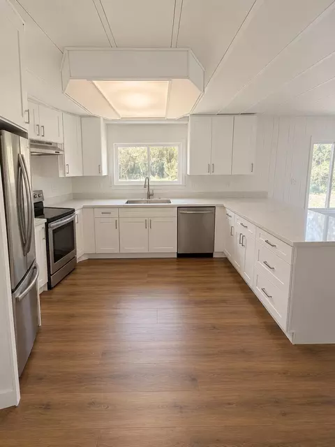 826 Tipsoo Loop S, Rainier, WA 98576 photo 11