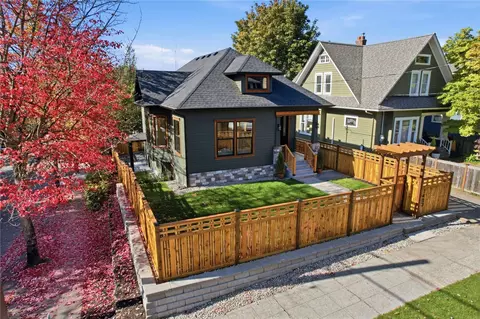 1403 31st Ave, Seattle, WA 98122