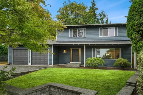 1425 172nd Pl NE, Bellevue, WA 98008