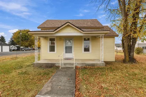 1002 12th St, Davenport, WA 99122