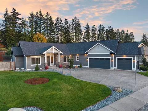 163 Mountain Crest Ln, Eatonville, WA 98328