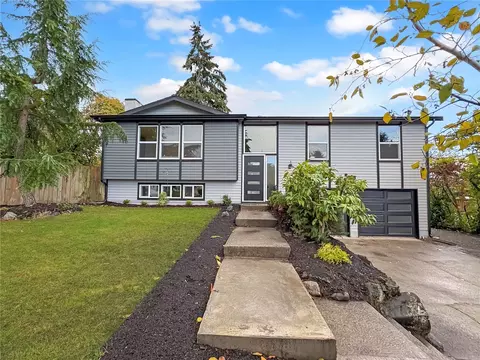 2211 S 283rd St, Federal Way, WA 98003
