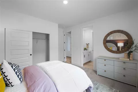 Bedroom - 648 Hazelnut Pl, Sequim, WA 98382 photo 4 of 4