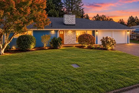 920 163rd Ave SE, Bellevue, WA 98008