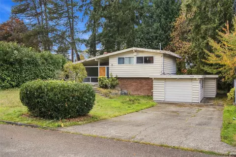 14234 SE 14th St, Bellevue, WA 98007
