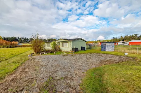 1053 Riepma Ave, Oak Harbor, WA 98277