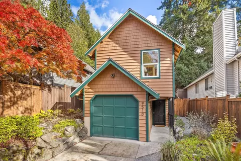 9510 Sand Point Way NE, Seattle, WA 98115