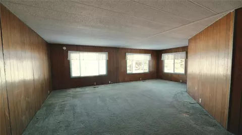 Living - 46 Juniper Mobile Ests, Sequim, WA 98382 photo 4 of 5