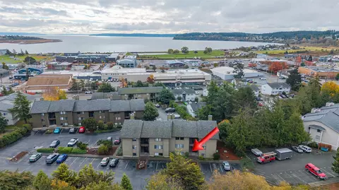 270 SE Barrington Dr #C103, Oak Harbor, WA 98277