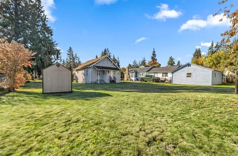 Exterior - 2427 Monroe Ave, Everett, WA 98203 photo 8 of 8