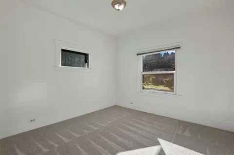 Bedroom - 2427 Monroe Ave, Everett, WA 98203 photo 6 of 7
