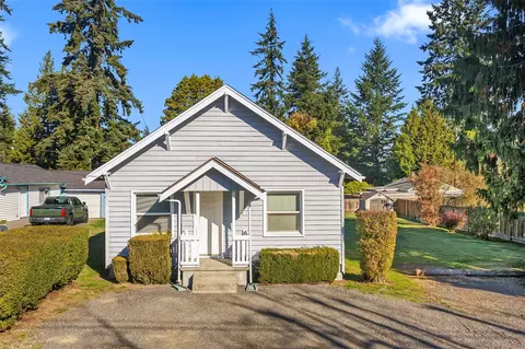 Exterior - 2427 Monroe Ave, Everett, WA 98203 photo 2 of 8