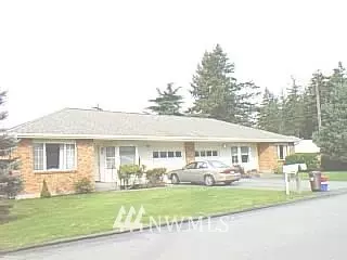 6302 Olympic Dr, Everett, WA 98203 photo 1