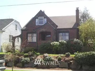 123 N 83rd St, Seattle, WA 98103 photo 1