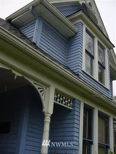 411 Summit Ave E, Seattle, WA 98102 photo 1