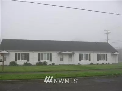 948 Myrtine St, Enumclaw, WA 98022 photo 1