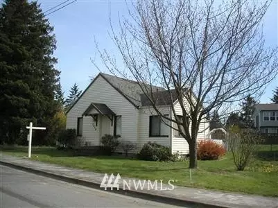 1610 Scenic Dr, Everett, WA 98203 photo 1