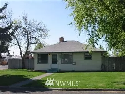 1256 E Spruce St, Othello, WA 99344 photo 1
