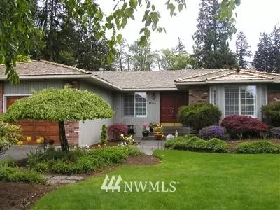 1702 Orca View Ln, Everett, WA 98203 photo 1