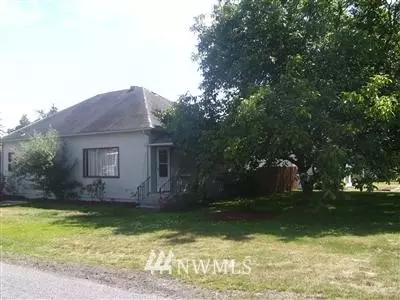 302 Calistoga St W, Orting, WA 98360 photo 1