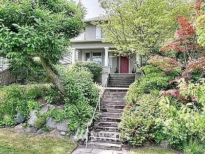 1141 17th Ave E, Seattle, WA 98112 photo 1