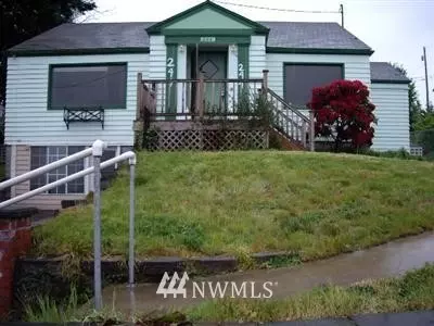 244 Bridge Way, Everett, WA 98201 photo 1