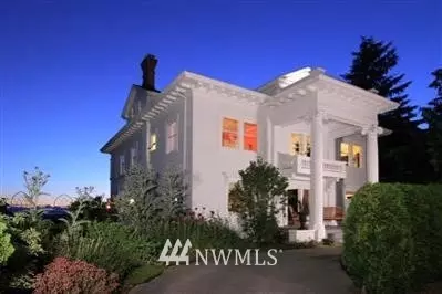 905 12th Ave E, Seattle, WA 98102 photo 1