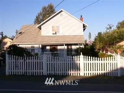 9709 Sharon Dr, Everett, WA 98204 photo 1