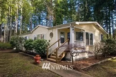 391 E Cedar St, Belfair, WA 98528 photo 1